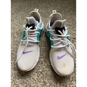 Nike Women’s React Presto White Hyper Violet Size 9 Used